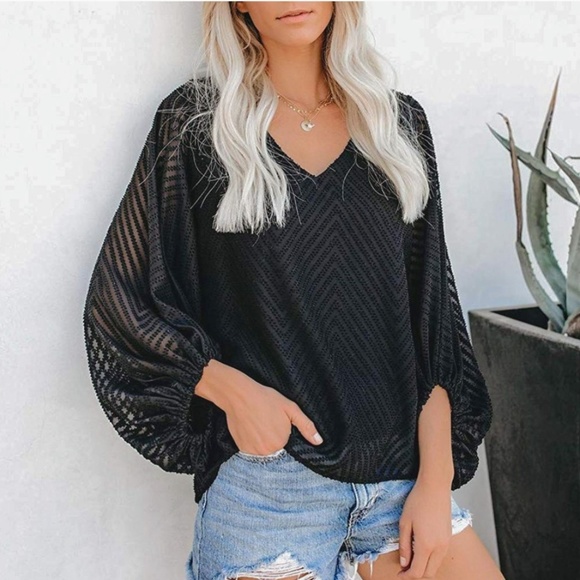 1 left! New Swiss Dot Mesh Balloon Lantern Blouse - Picture 2 of 5